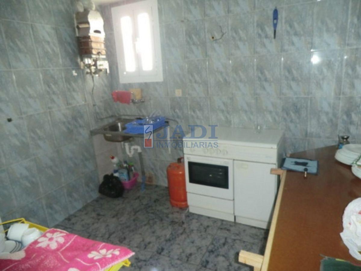 For sale of house in Valdepeñas