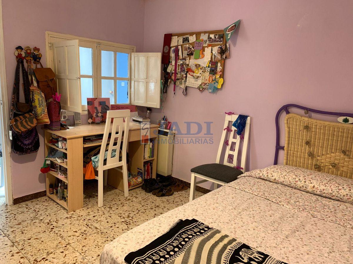 Venta de casa en Valdepeñas