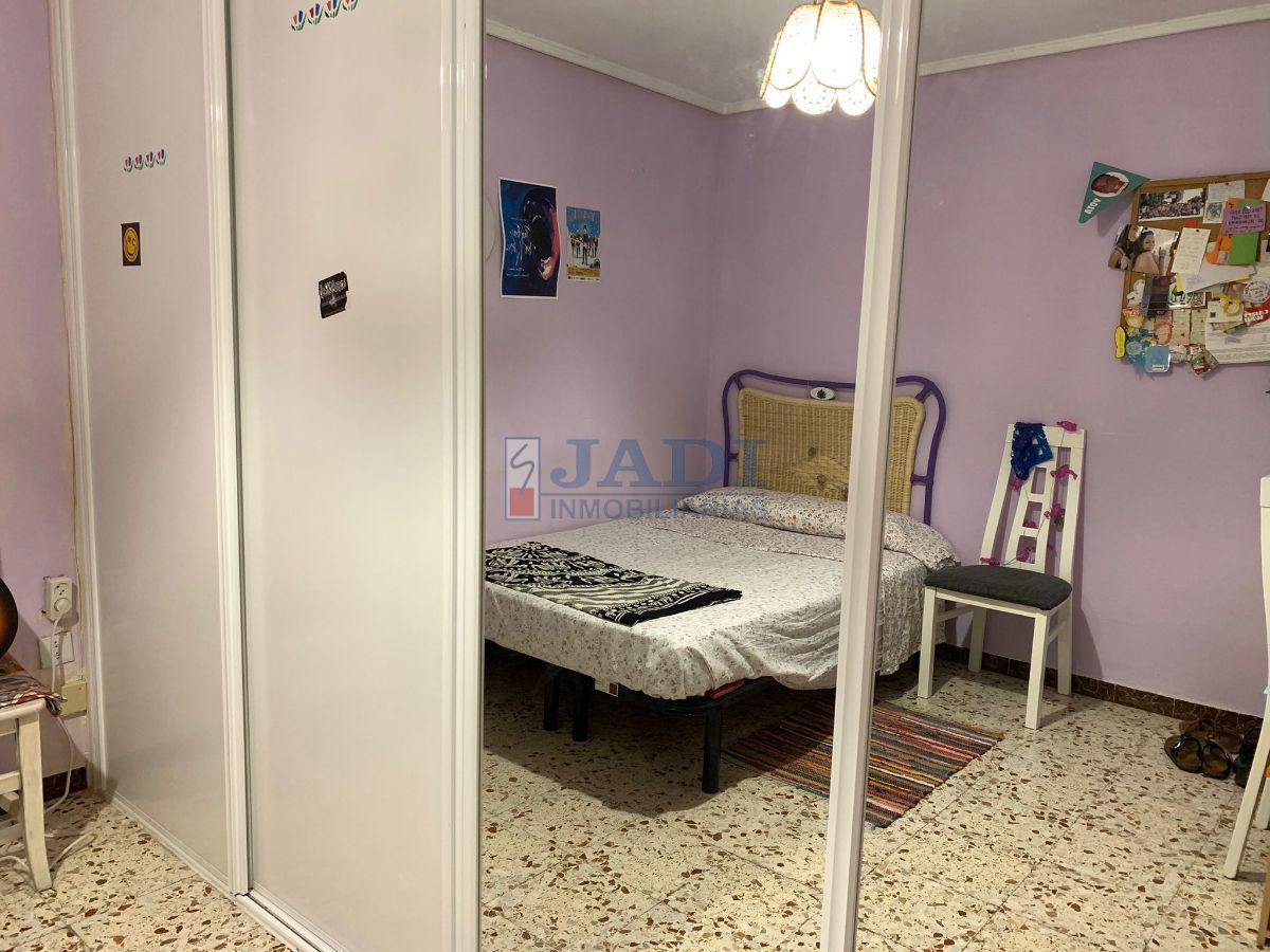 Venta de casa en Valdepeñas