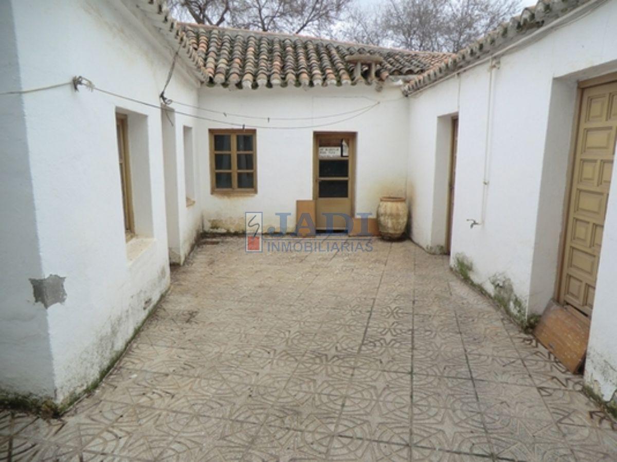 For sale of house in Santa Cruz de Mudela