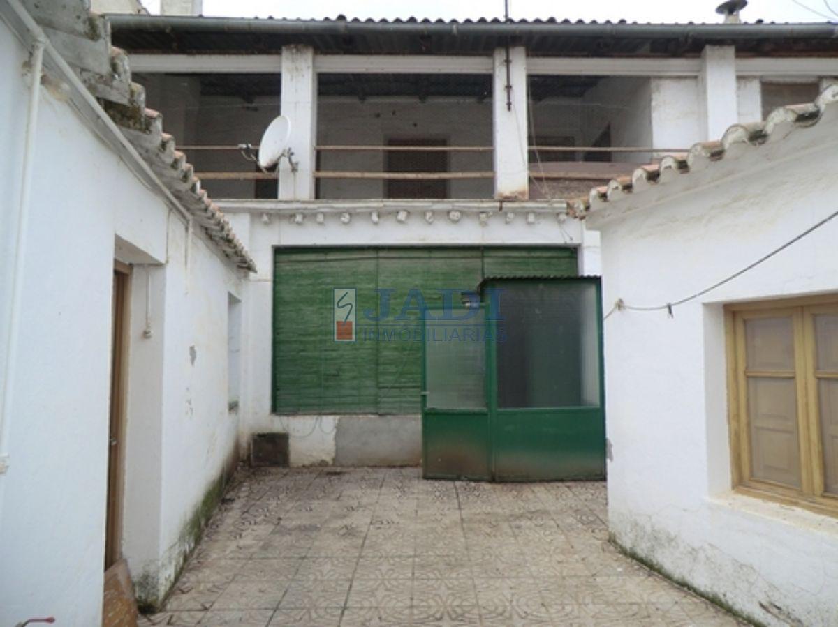 For sale of house in Santa Cruz de Mudela