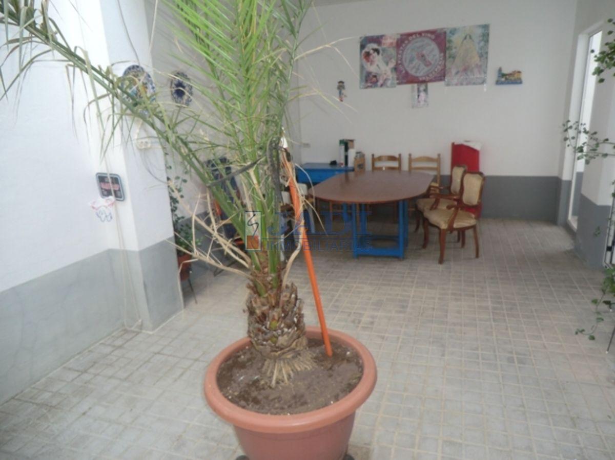 Venta de casa en Valdepeñas