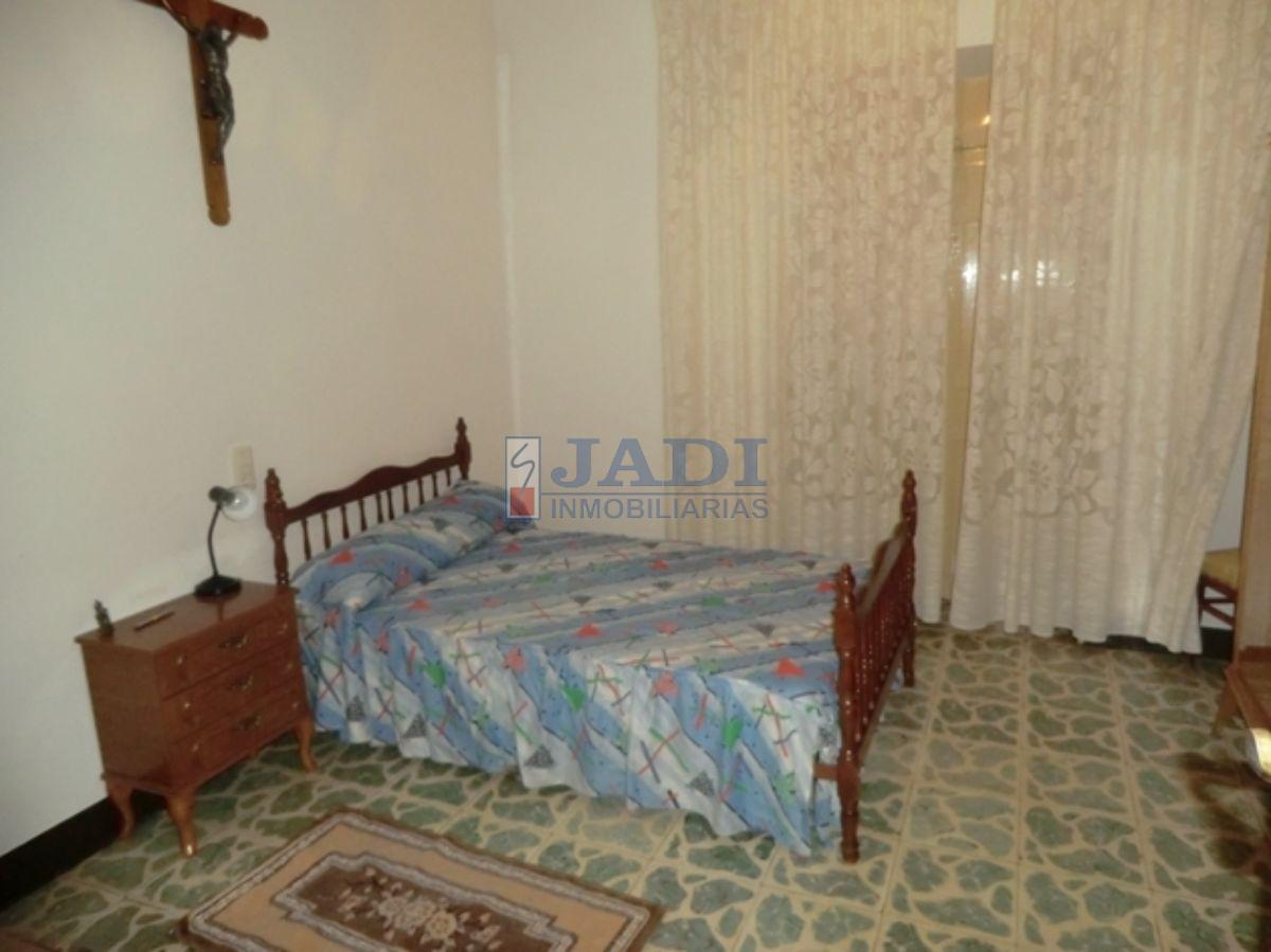 Venta de casa en Valdepeñas