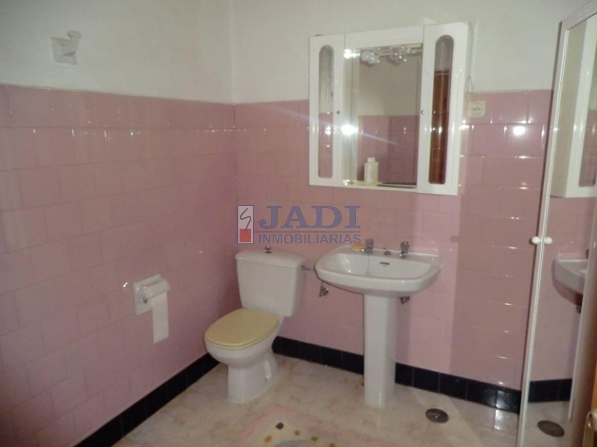 Venta de casa en Valdepeñas