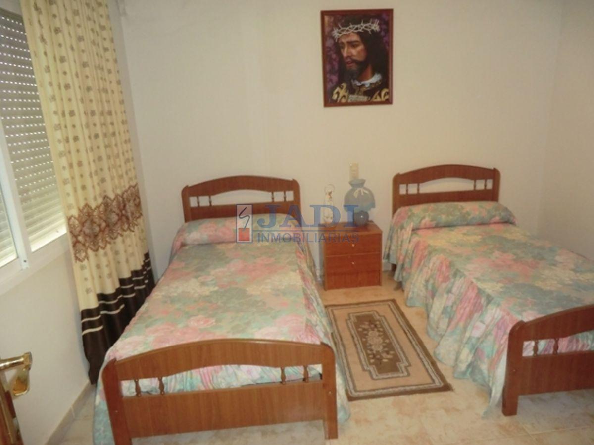 Venta de casa en Valdepeñas