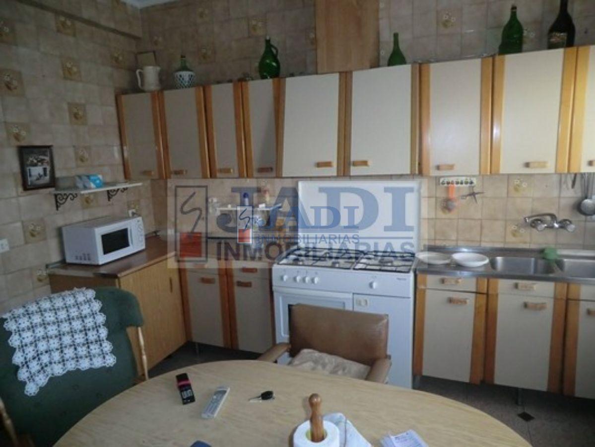 For sale of house in Valdepeñas