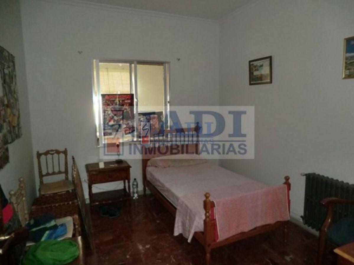 For sale of house in Valdepeñas