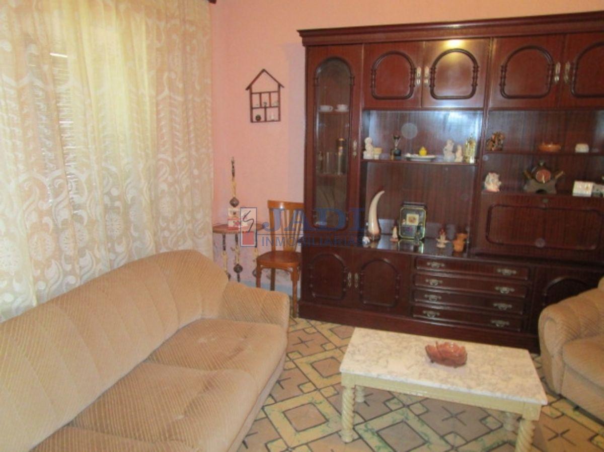 Venta de casa en Valdepeñas