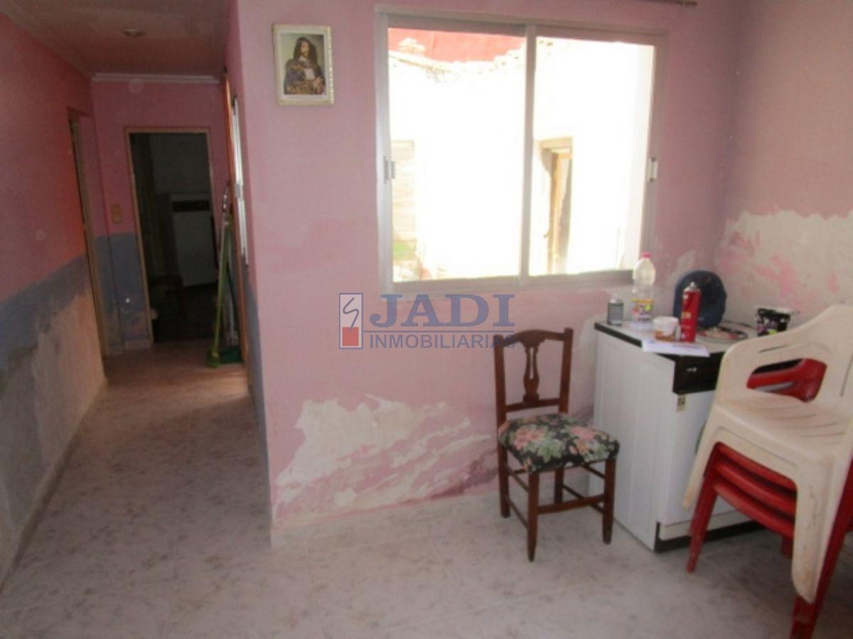 For sale of house in Valdepeñas