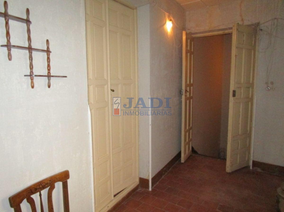 For sale of house in Valdepeñas