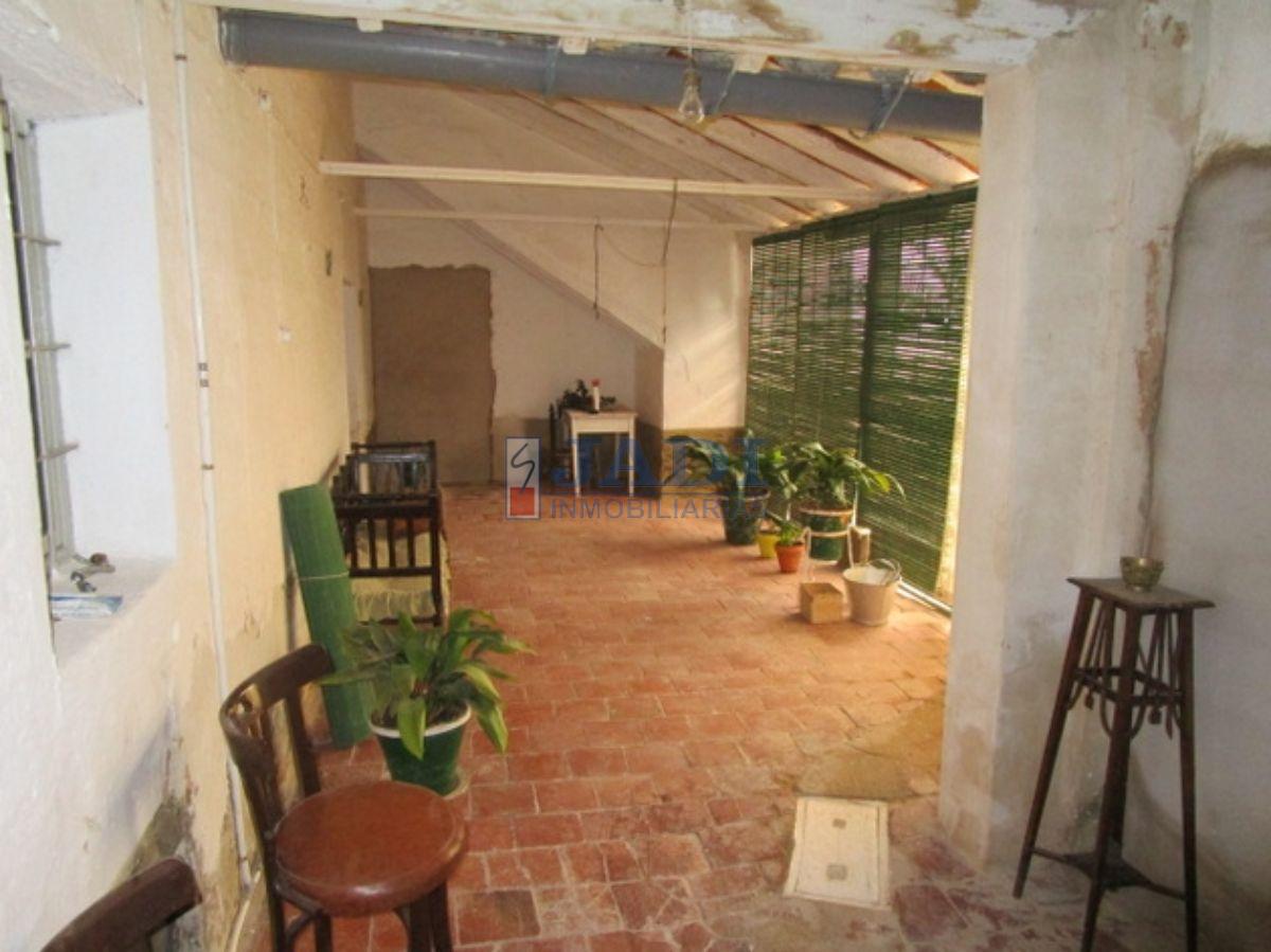 For sale of house in Valdepeñas