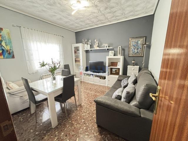 Venta de casa en Valdepeñas