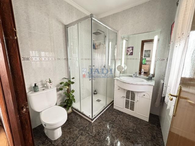 Venta de casa en Valdepeñas