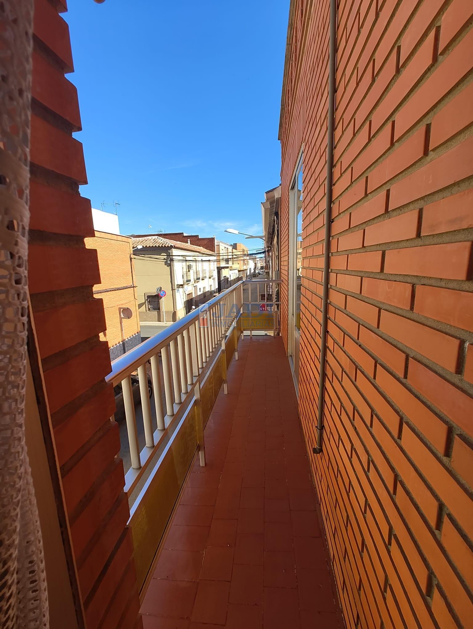 Venta de casa en Valdepeñas