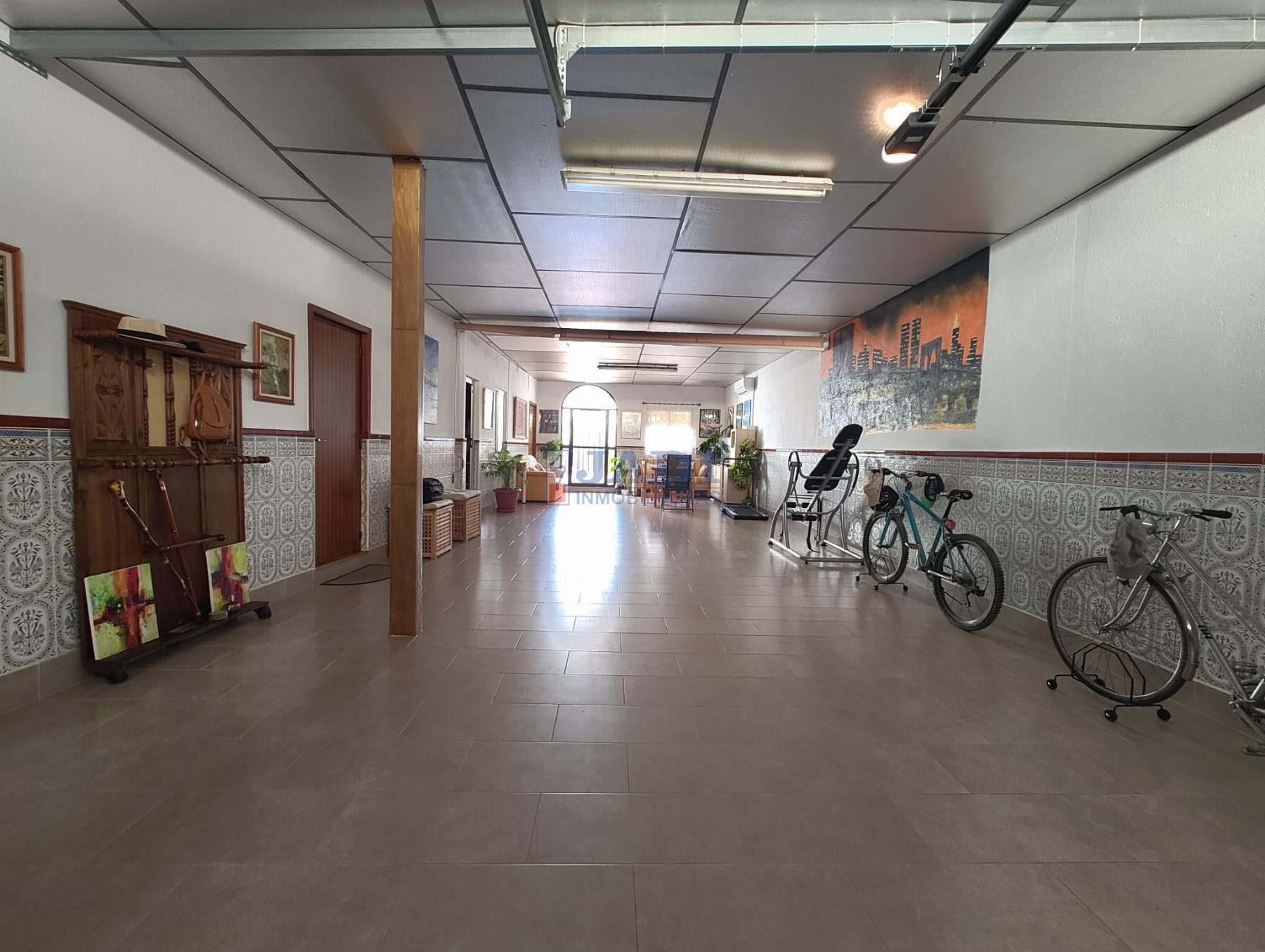 Venta de casa en Valdepeñas