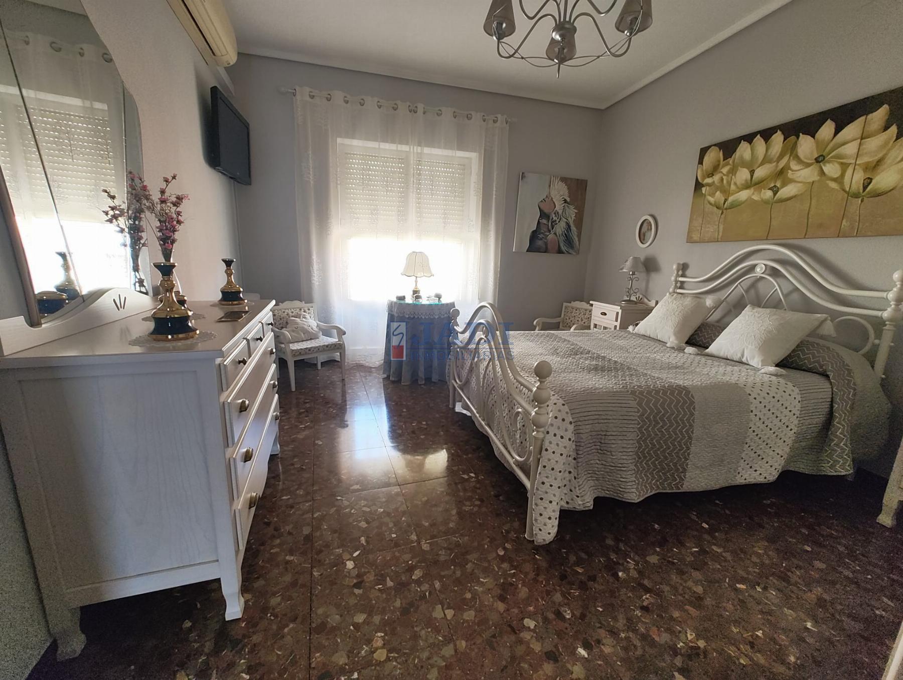 Venta de casa en Valdepeñas
