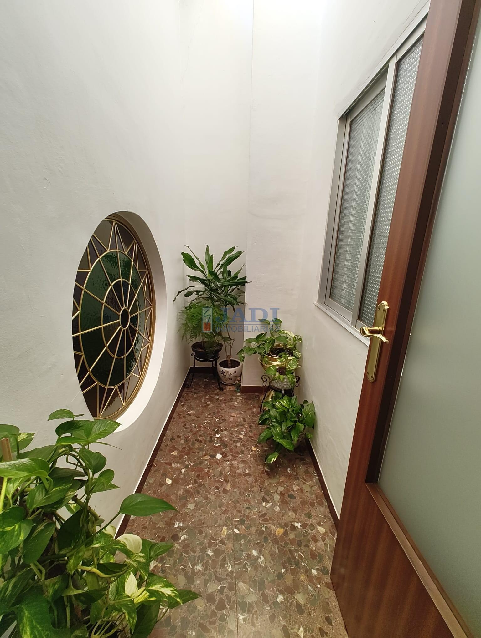 Venta de casa en Valdepeñas