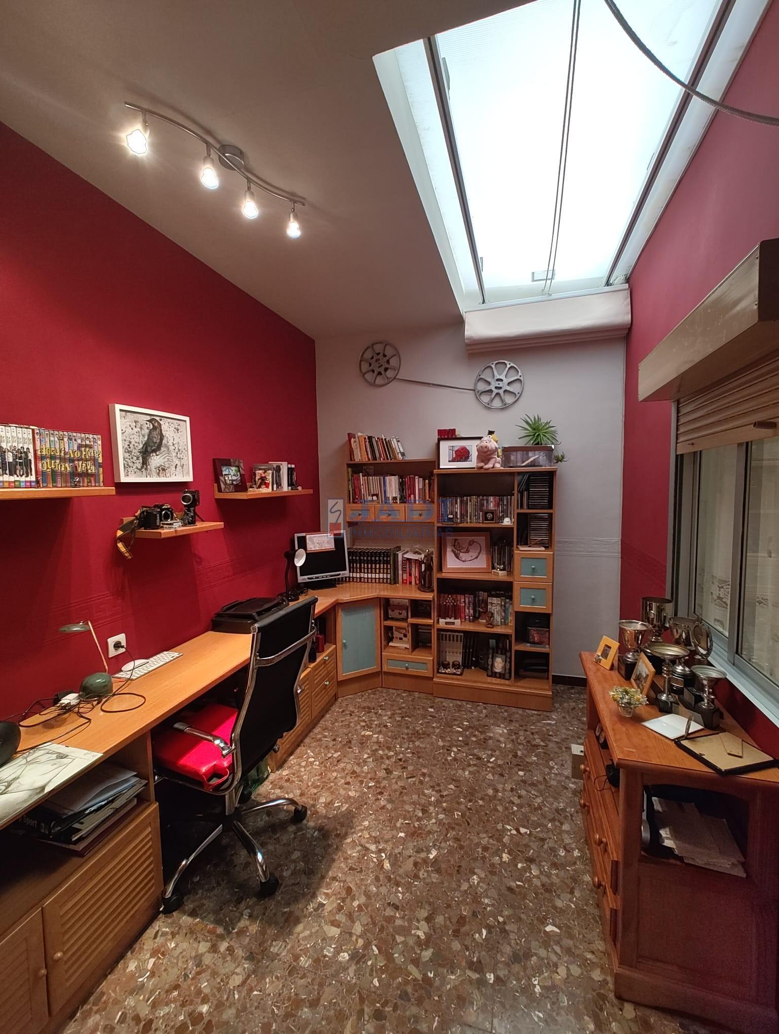 Venta de casa en Valdepeñas