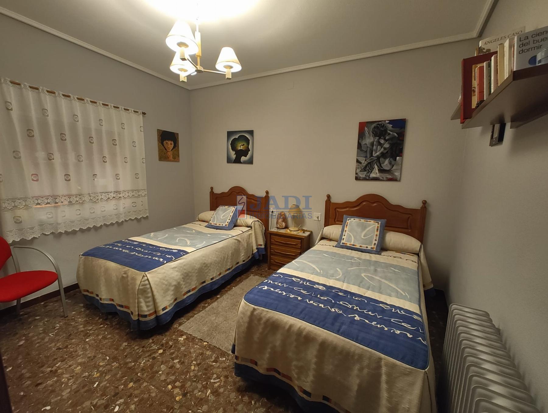 Venta de casa en Valdepeñas