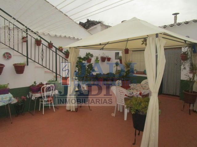 For sale of house in Viso del Marqués