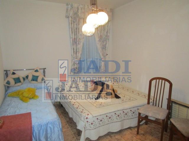 For sale of house in Viso del Marqués