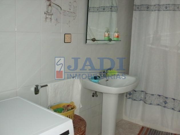 For sale of house in Viso del Marqués