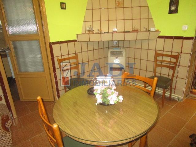 For sale of house in Valdepeñas