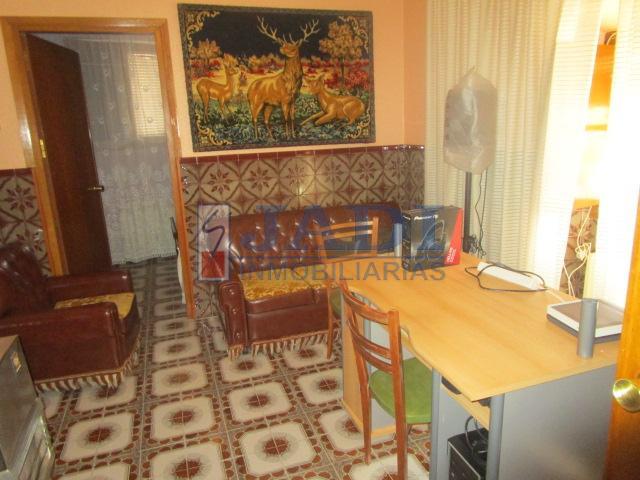 For sale of house in Valdepeñas