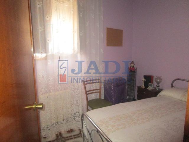 For sale of house in Valdepeñas