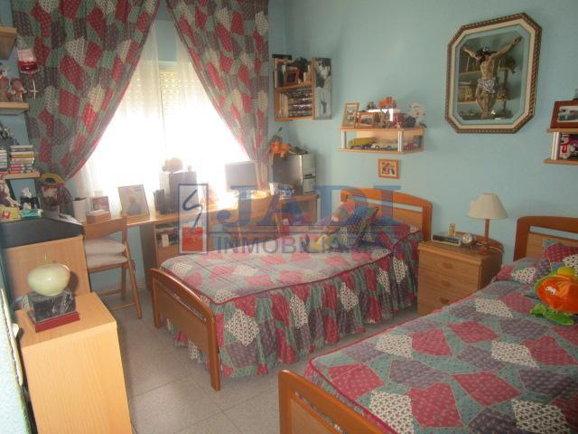 Venta de casa en Valdepeñas