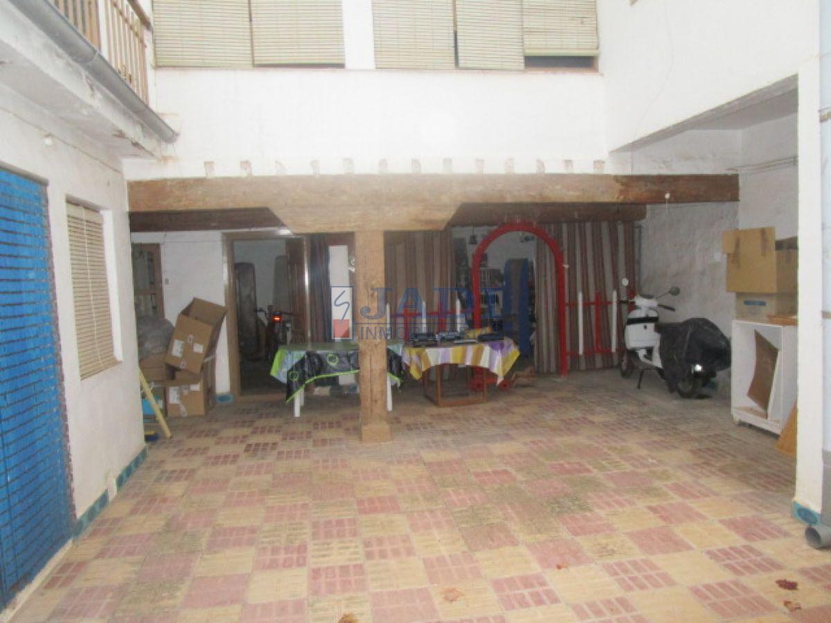 For sale of house in Valdepeñas