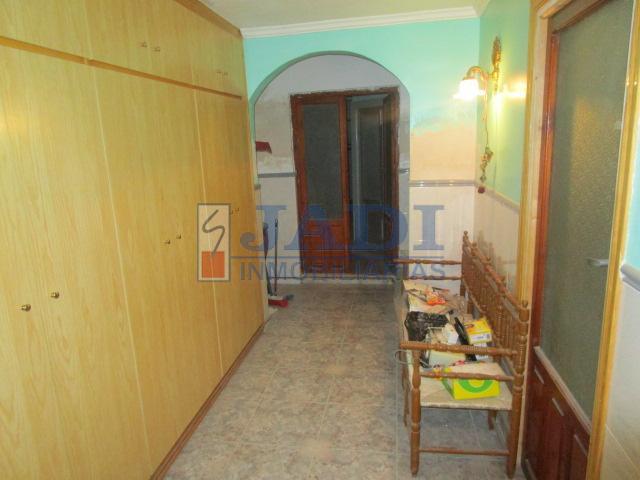 Venta de casa en Valdepeñas