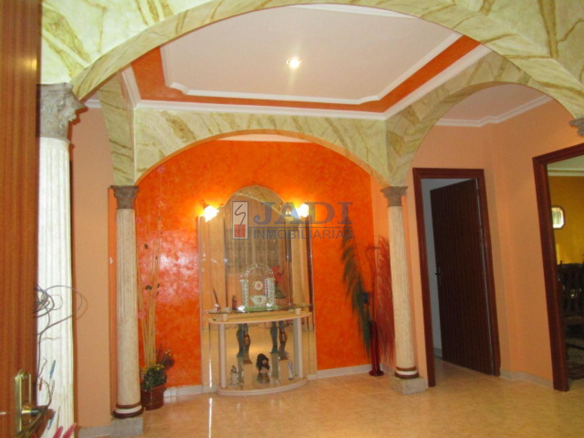 For sale of house in Valdepeñas