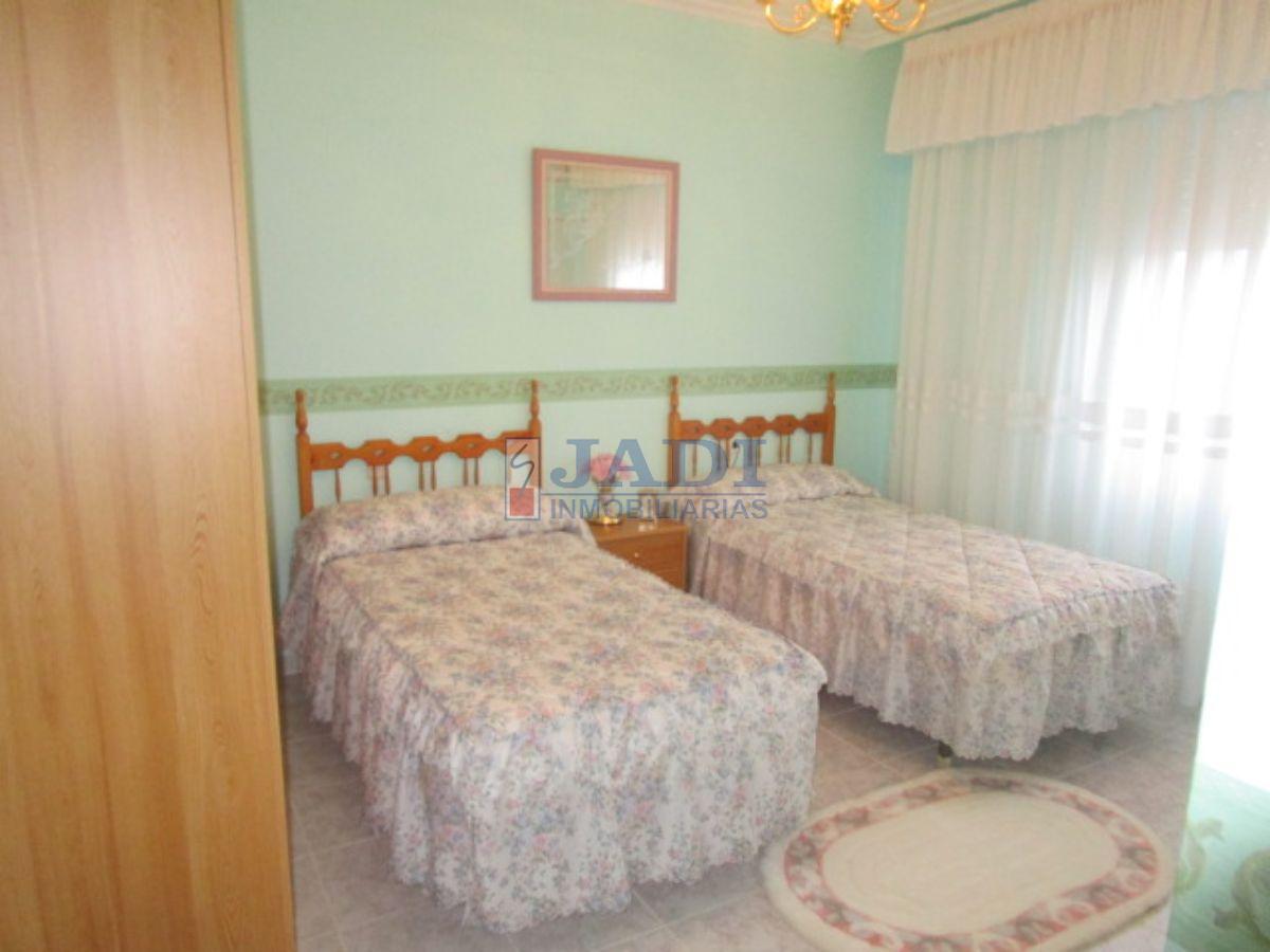 Venta de casa en Valdepeñas