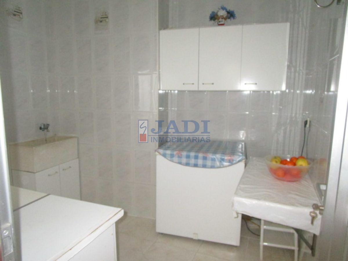 For sale of house in Valdepeñas