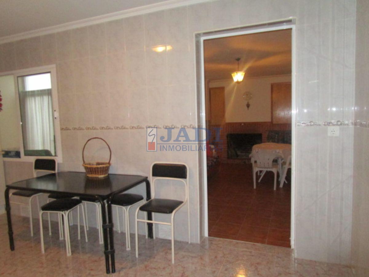 For sale of house in Valdepeñas