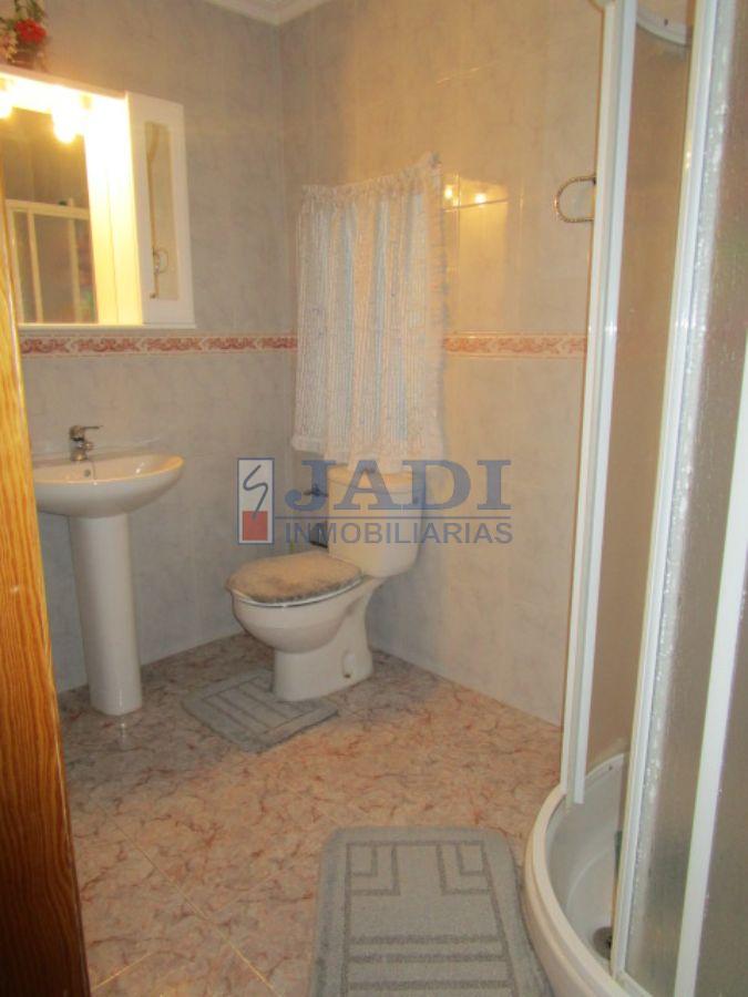 For sale of house in Valdepeñas