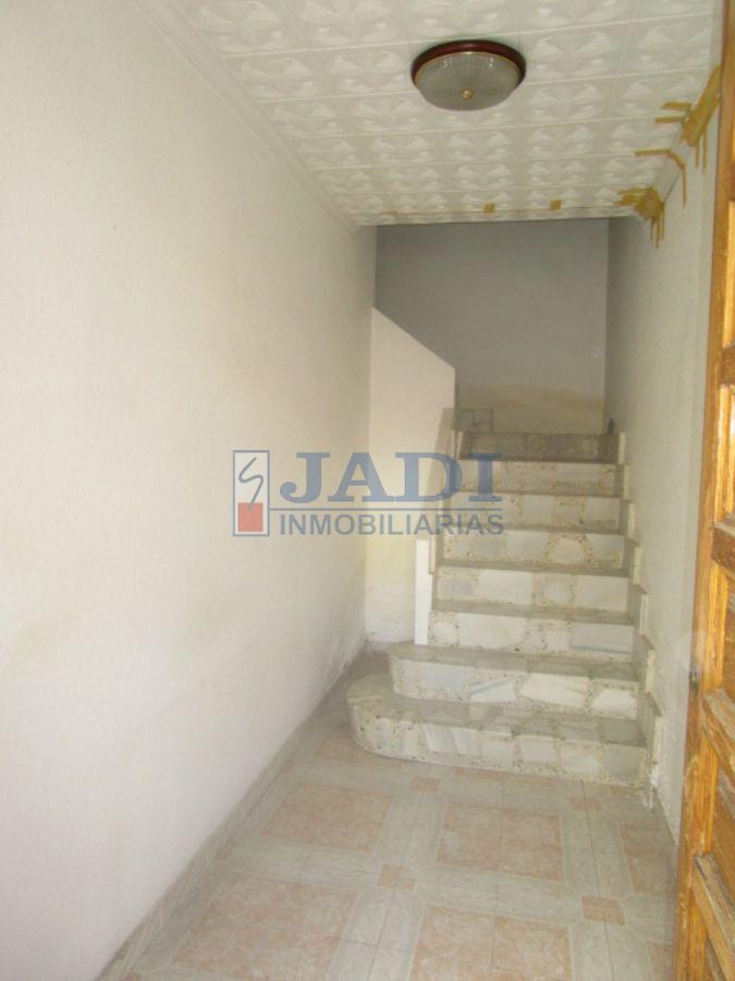 For sale of house in Valdepeñas