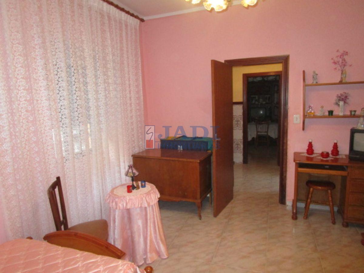 For sale of house in Valdepeñas