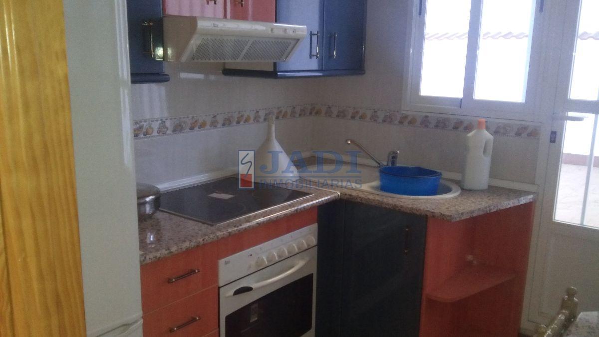 For sale of house in Valdepeñas