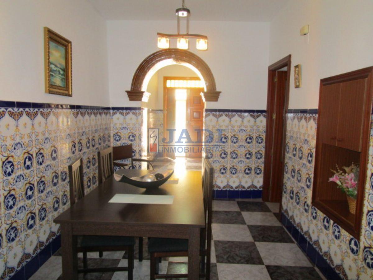 For sale of house in San Carlos del Valle