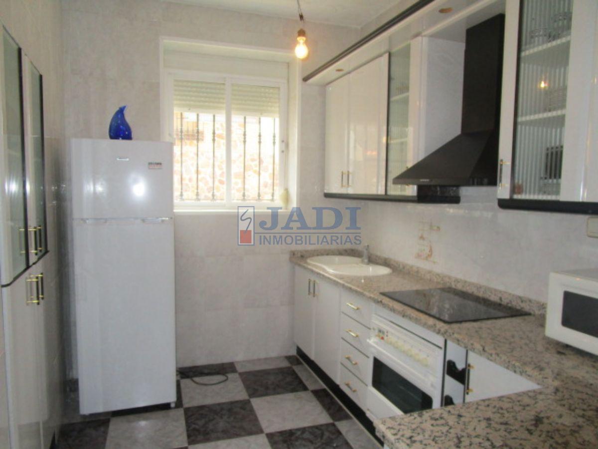 For sale of house in San Carlos del Valle