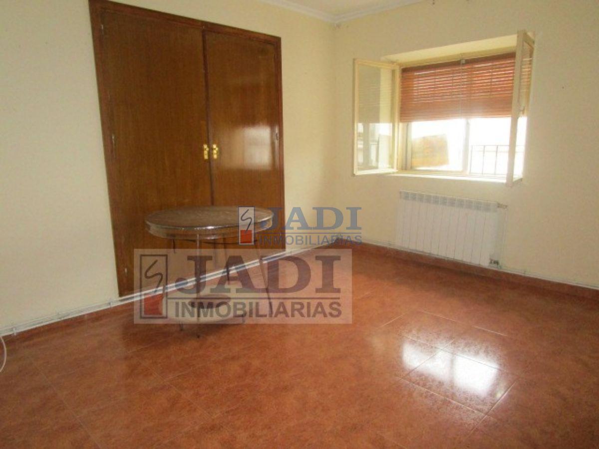 Venta de casa en Almuradiel