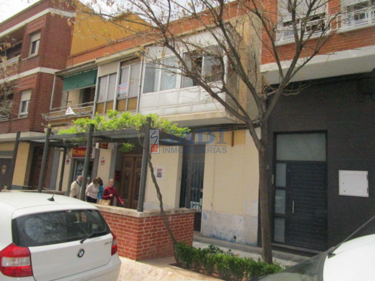 Venta de casa en Valdepeñas