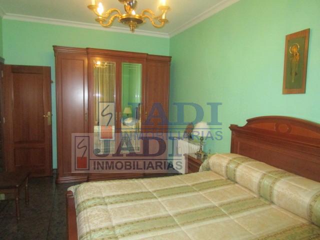 For sale of house in Valdepeñas