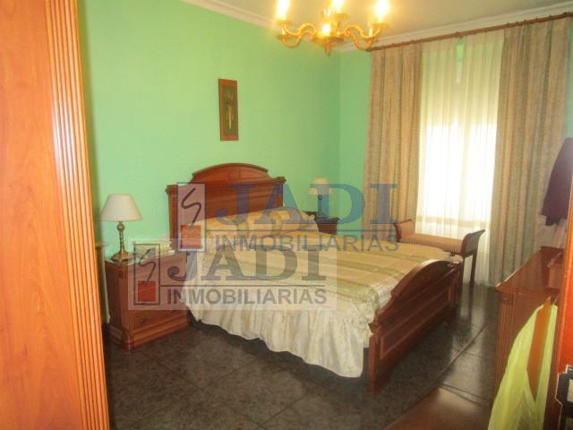 For sale of house in Valdepeñas