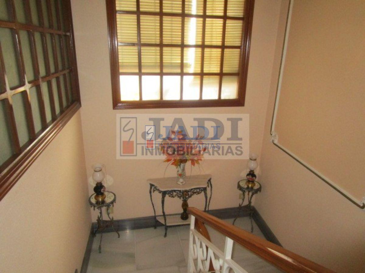 For sale of house in Valdepeñas