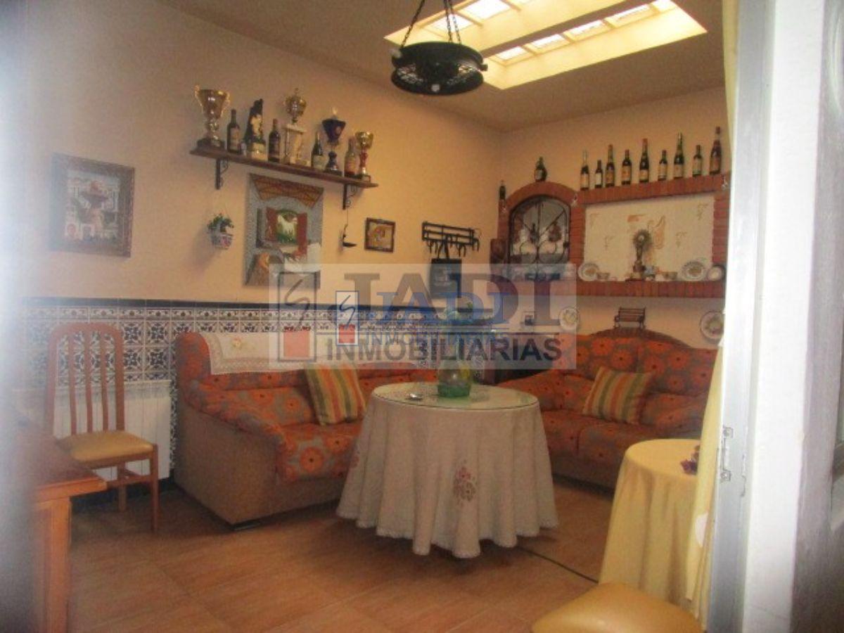 For sale of house in Valdepeñas