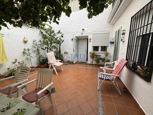Venta de casa en Valdepeñas