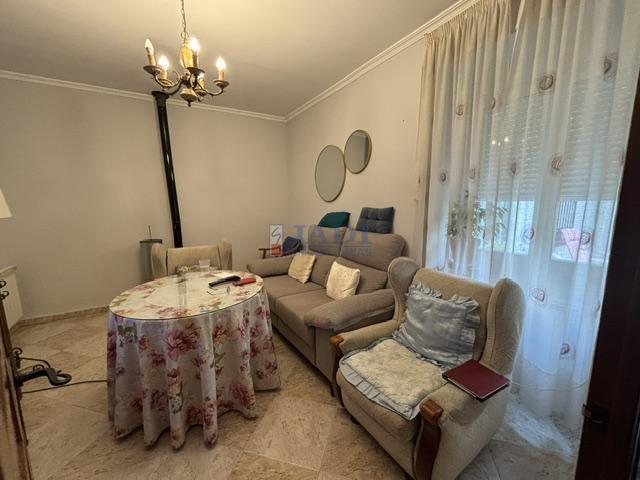 Venta de casa en Valdepeñas